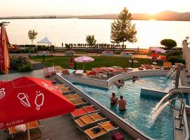 Velence Spa Lake Apartman, hotell i Velence