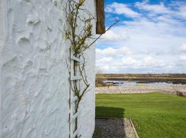 Dunguaire Thatched Cottages, hotel pet friendly a Galway