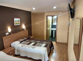 Hostal Lido, hotel u gradu 'Ourense'