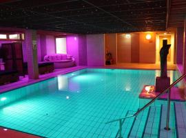 West-Terschelling में Wellness Suites Dellewal, अपार्टमेंट