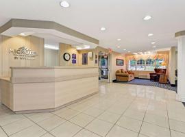 Microtel Inn & Suites by Wyndham Florence/Cincinnati Airpo, hotel in Florence