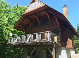 RCNT Chalets Mont-Tremblant: Lac-Superieur şehrinde bir otel