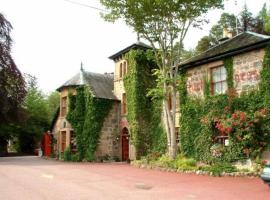 Loch Ness Lodge Hotel، فندق في درامنادروشيت