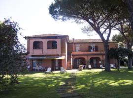 Agriturismo Pavone, viešbutis mieste Castiglione della Pescaia