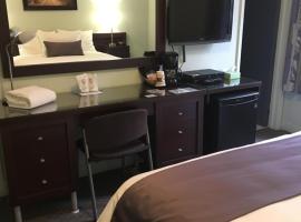 Auberge Centre Ville, B&B em Saguenay