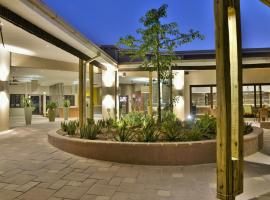 Cresta Maun Hotel, hotel in Maun