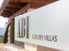 Abi Luxury Villas, hotel em Monodendri