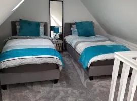 2 Serviced Apartments in Childwall-South Liverpool - Each Apartment Sleeps 6