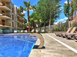 Rentalmar Pins Marina, hotell i Cambrils