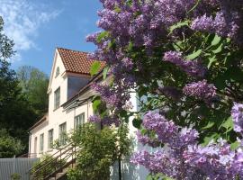 Mellby 11 Bed & Breakfast, Bed & Breakfast in Kivik