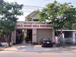 Hoa Phuong Guesthouse, parkimisega hotell sihtkohas Ðông Hà