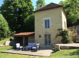 Les Tanneries, hotelli kohteessa Flavigny-sur-Ozerain