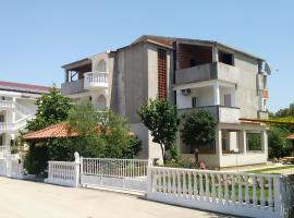 Villa Daja, hotell i Biograd na Moru