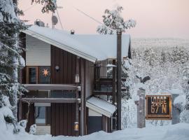 Lodge 67°N Lapland, chalet i Äkäslompolo