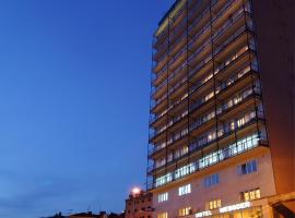 Hotel Neboder, hotel v destinaci Rijeka