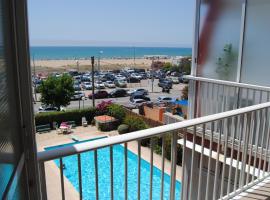 Apartamento Maraka Playa Castelldefels, מלון בקסטלדפלס