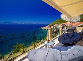 Villa Apoplous with pool, hotel em Asos