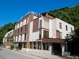 Hotel Liani – hotel w mieście Łowecz