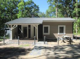 Strandhaus Vielmeer - exklusiv mit Sauna & Kamin direkt am Strand, cottage in Dranske