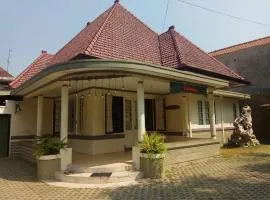 Doeloerkoe Homestay