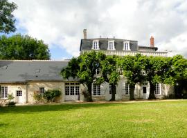 La Héraudière Bed & Breakfast, hotel di Tours