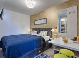 Luxury flats in city centre, B&B in Pula