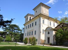 Ostello Villa Redenta, хотел в Сполето