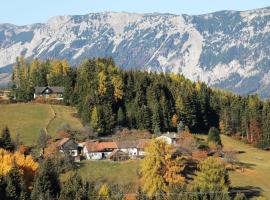 Ferienwohnung Holzer, hotel u gradu 'Payerbach'