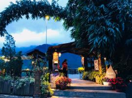 Fansipan Terrace Cafe and Homestay, hotel in Sa Pa