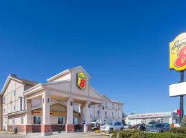 Super 8 by Wyndham Moose Jaw SK, hotel sa Moose Jaw