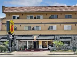 Super 8 by Wyndham Inglewood/LAX/LA Airport