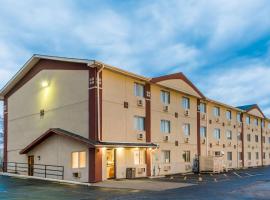 Super 8 by Wyndham Bloomington, hotell i Bloomington