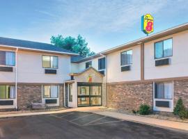 Super 8 by Wyndham Tilton/Lake Winnipesaukee – hotel w mieście Tilton