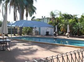 Mt Isa Irish Club Accommodation, hótel í Mount Isa