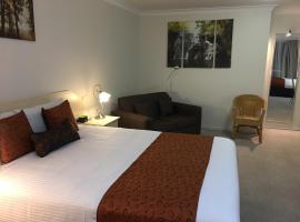 Tuckerbox Motor Inn, Hotel in Gundagai