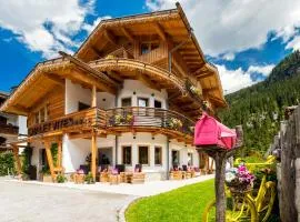 Chalet Vites Mountain Hotel