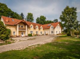 Penzion Agáta, hostal o pensión en Žehrov