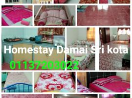 Homestay Damai Sri Kota, hotel u gradu 'Kepala Batas'