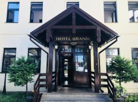 Hotel Braník, hotelli Prahassa