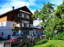 Gasthof zum Hirschen, hotelli kohteessa Altaussee