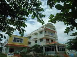 Aruvi Hotel, hotel en Yelagiri