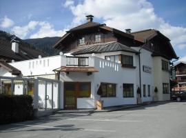 Pizzeria Restaurant Wieser, hotel i Rasùn di Sotto