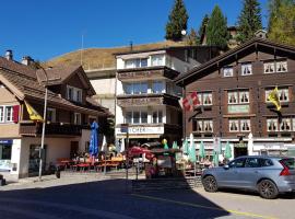 4P Apartment, hotel i Andermatt