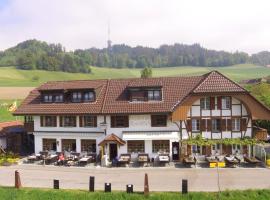 Alpenblick Ferenberg Bern, hotel en Stettlen