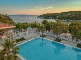 Gava Waterman Milna Resort – All Inclusive, hotel u Milni