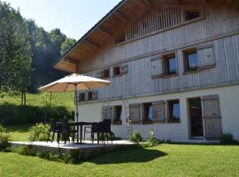 Apartment La Tibolire, Hotel in Sixt