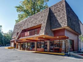 Quality Inn Creekside - Downtown Gatlinburg, viešbutis mieste Gatlinburgas