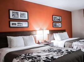 Sleep Inn & Suites Fort Campbell, hotel di Oak Grove