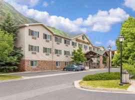 Quality Inn & Suites On The River, hotel u gradu 'Glenwood Springs'