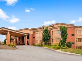 Best Western Laval-Montreal & Conference Centre، فندق في لافال